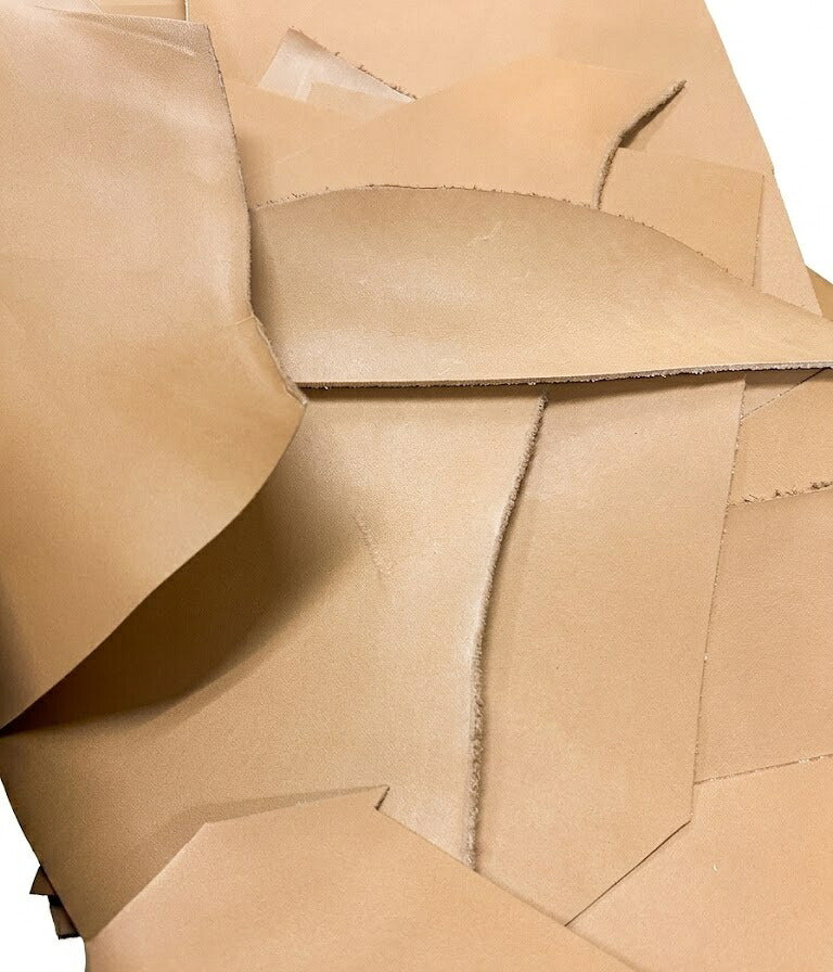 【DY.Leather】詰め合わせヌメ革【キャメル/5KG】本革牛革生成り素地はぎれハギレアソート大容量レザークラフト革材料ハンドメイドDIY練習用厚手厚め厚革タンニンなめしキーケースタグ